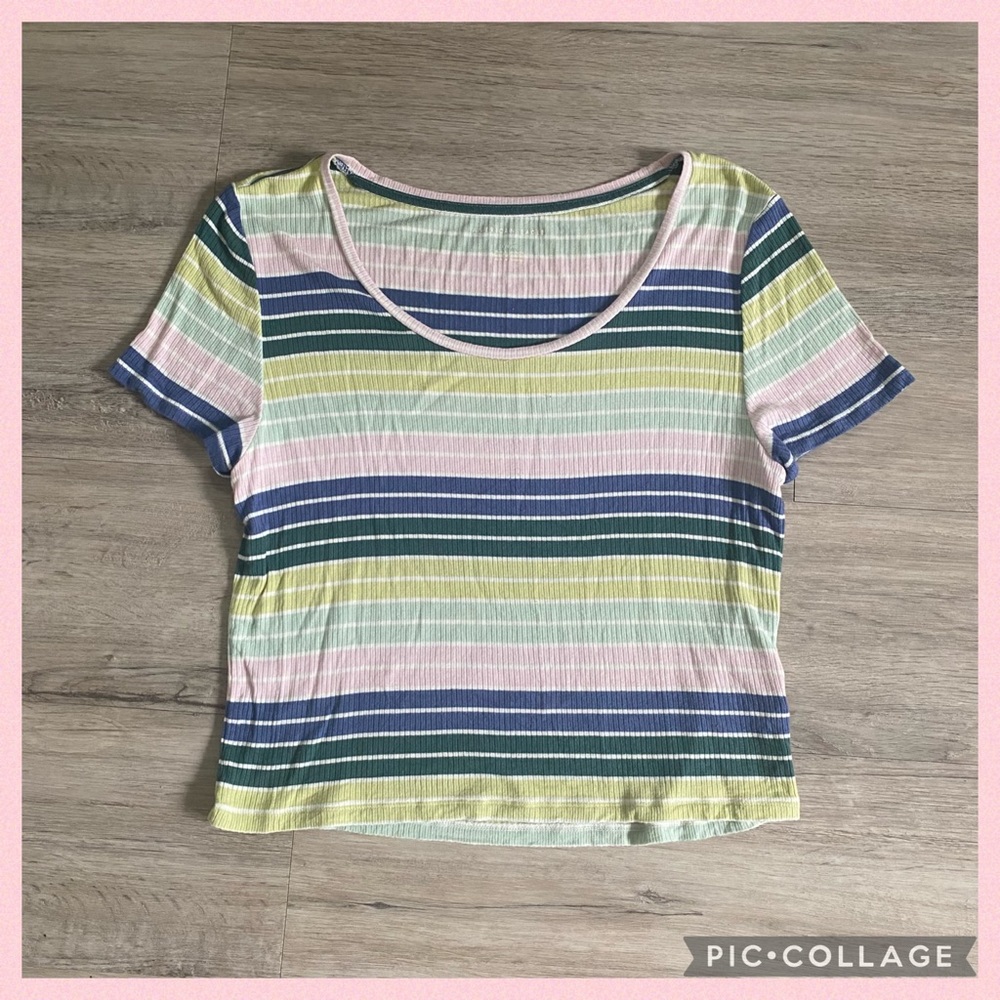 ⭐️AMERICAN EAGLE⭐️ STRIPED CROP TEE